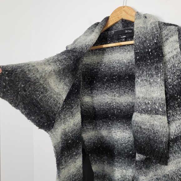 BCIM Gray Black Stripe Knit Open Vest Cardigan Waterfall Boho Casual Pocket Sz M - Picture 3 of 8